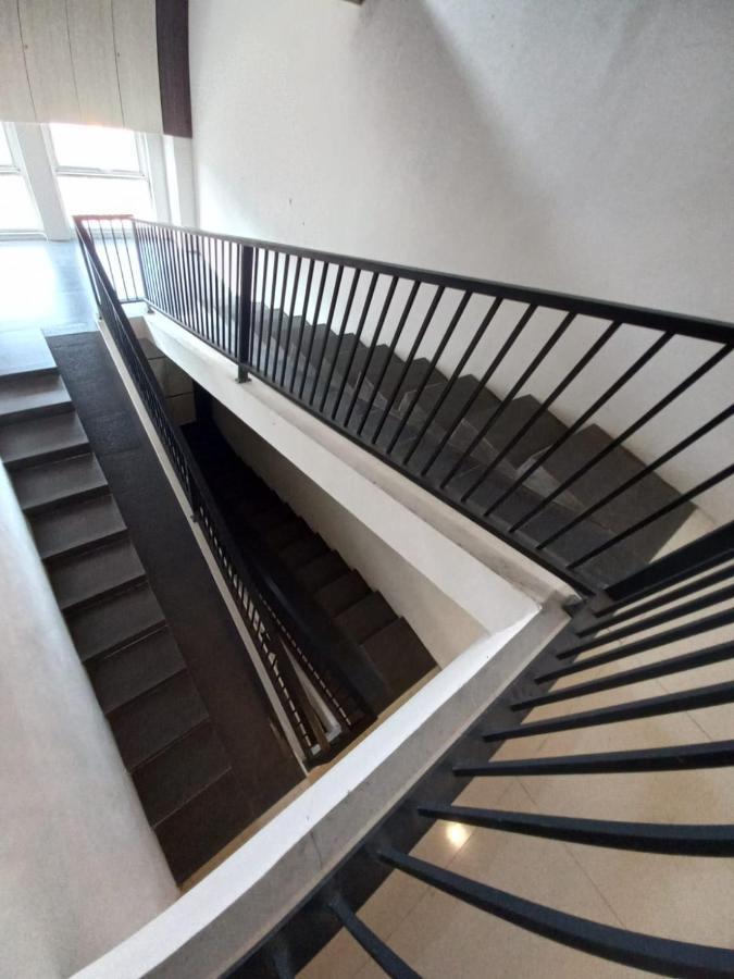 Cendana Coliving Solo Baru 호텔 외부 사진