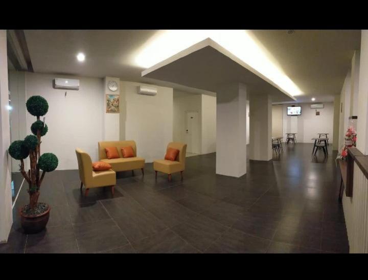 Cendana Coliving Solo Baru 호텔 외부 사진